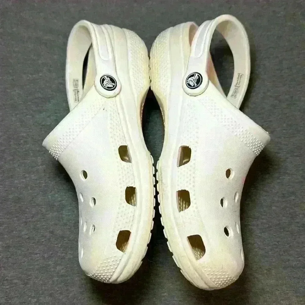 CROCS Classic White Clog Slip On Durable and Lightweight US Men's 6 or Women’s 8 - Picture 9 of 11